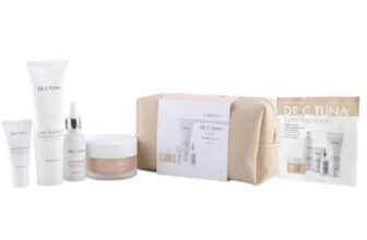 Ritual de ingrijire ten Lumi Radiance Dr. C. Tuna